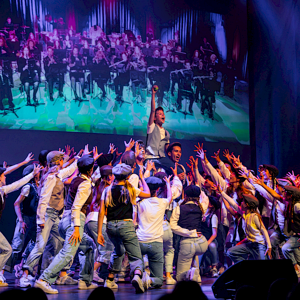 Backstage Tour Oliver